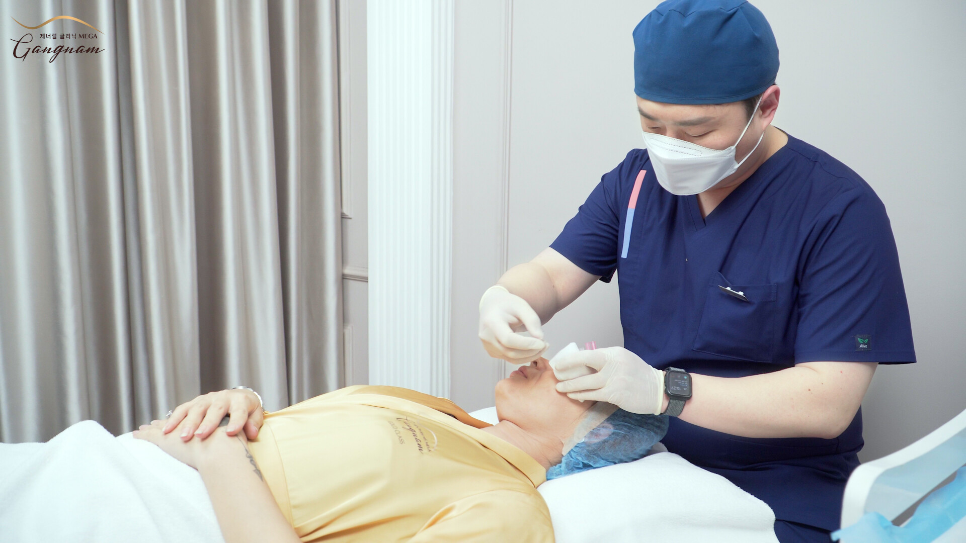 Miễn phí làm đẹp, Chăm sóc sức khỏe: 100% nhân sự HaMo chính thức đều được tặng thẻ làm đẹp và chăm sóc sức khỏe cao cấp thuộc các thương hiệu của Công ty.